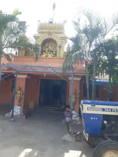 Arulmigu Bangatharaya Swamy Temple, Gumlapuram - 635118 அருள்மிகு பங்கதராய சுவாமி திருக்கோயில், Gumlapuram - 635118, Krishnagiri - Ancient Temple Architecture and History Image 2