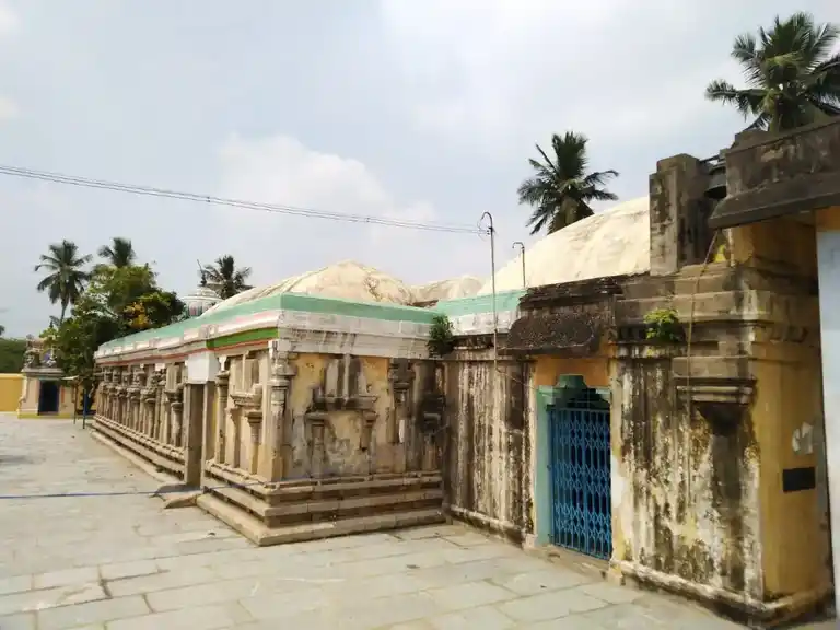 Arulmigu Bannagaparameswary Temple, Thirukkuvalai, Maraachery - 614711 அருள்மிகு பன்னகாபரமேஸ்வரசுவாமி திருக்கோயில், திருக்குவளை, மரச்சேரி - 614711, Nagapattinam - Ancient Temple Architecture and History Image 2