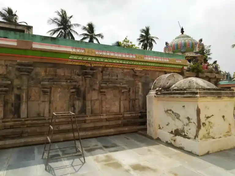 Arulmigu Bannagaparameswary Temple, Thirukkuvalai, Maraachery - 614711 அருள்மிகு பன்னகாபரமேஸ்வரசுவாமி திருக்கோயில், திருக்குவளை, மரச்சேரி - 614711, Nagapattinam - Ancient Temple Architecture and History Image 5