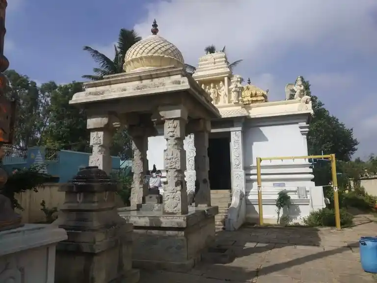 Arulmigu Baskara Venkataramana Swamy Temple, Hosur To Thali Road, Madhagondapalli - 635114 Temple