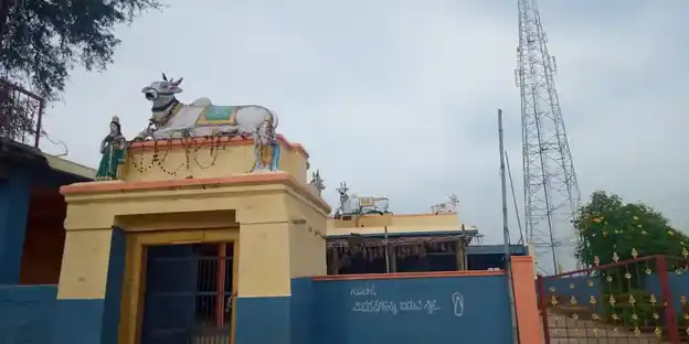 Arulmigu Basuveswarar Temple, Athinatham - 635102 அருள்மிகு பசவேஸ்வரர் திருக்கோயில், Athinatham - 635102, Krishnagiri - Ancient Temple Architecture and History Image 2