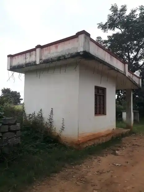 Arulmigu Basuveswarar Temple, Gumalapuram - 635118 அருள்மிகு பசவேஸ்வரர் திருக்கோயில், Gumalapuram - 635118, Krishnagiri - Ancient Temple Architecture and History Image 4