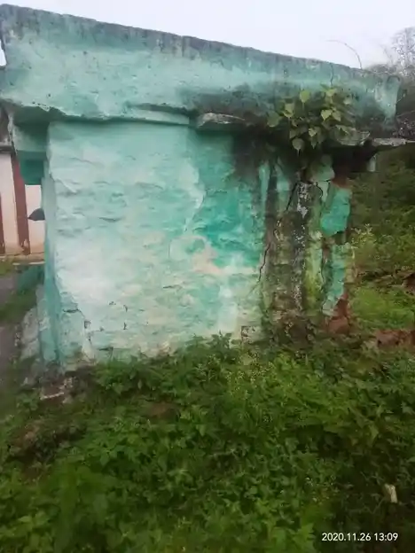 Arulmigu Basuveswarar Temple, Kalugopachandram - 635107 அருள்மிகு பசுவேஸ்வரர் திருக்கோயில், Kalugopachandram - 635107, Krishnagiri - Ancient Temple Architecture and History Image 2