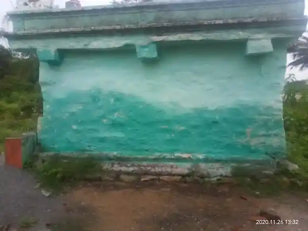 Arulmigu Basuveswarar Temple, Kalugopachandram - 635107 அருள்மிகு பசுவேஸ்வரர் திருக்கோயில், Kalugopachandram - 635107, Krishnagiri - Ancient Temple Architecture and History Image 4