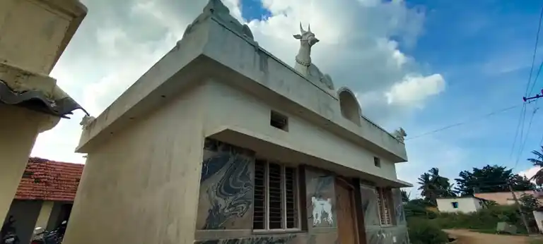 Arulmigu Basuveswarar Temple, Marupalli - 635118 அருள்மிகு பசவேஸ்வரர் திருக்கோயில், Marupalli - 635118, Krishnagiri - Ancient Temple Architecture and History Image 2