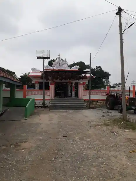 Arulmigu Basuveswarar Temple, Saragapalli - 635114 Temple