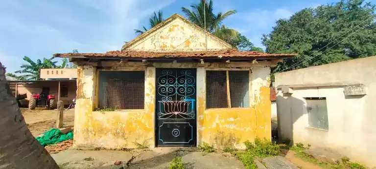 Arulmigu Basuveswarar Temple, Sarandapalli - 635107 Temple