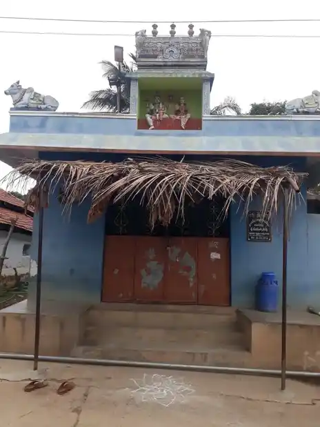 Arulmigu Basuveswarar Temple, Sathanoor - 635107 அருள்மிகு பசவேஸ்வரர் திருக்கோயில், Sathanoor - 635107, Krishnagiri - Ancient Temple Architecture and History Image 2