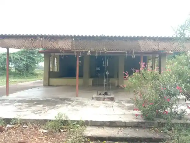 Arulmigu Bathirakaliamman Temple, Mathipalayam - 641101 அருள்மிகு பத்ரகாளியம்மன் திருக்கோயில், மத்திப்பாளையம் - 641101, Coimbatore - Ancient Temple Architecture and History Image 2