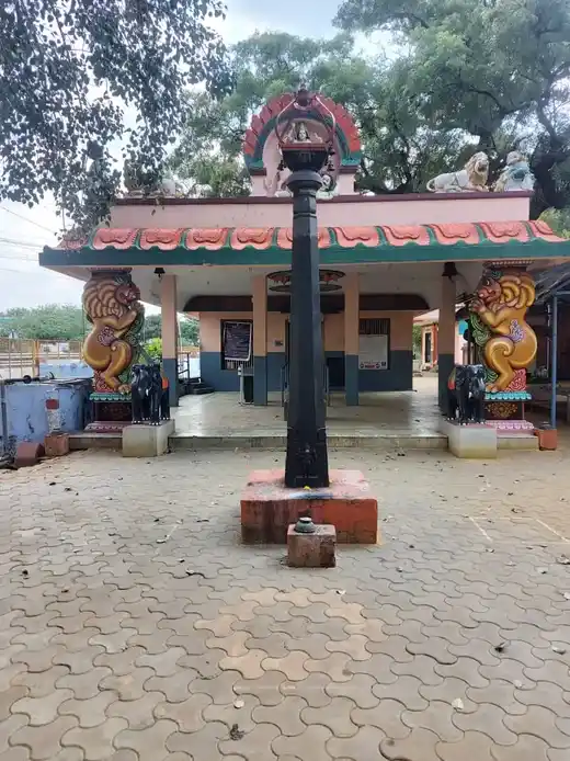 Arulmigu Bathrakaliamman alias Kariayakaliamman Temple, Saravanampatti, Saravanampatti - 641035 அருள்மிகு பத்ரகாளியம்மன் என்கிற கரியகாளியம்மன் திருக்கோயில், சரவணம்பட்டி, கோவை வடக்கு வட்டம், கோயம்புத்தூர் - 641035, Coimbatore - Ancient Temple Architecture and History Image 3
