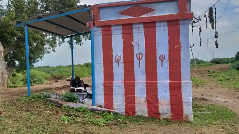 Arulmigu Bathrakaliamman Temple, Anaiyur - 625017 பத்ரகாளியம்மன் திருக்கோயில், Anaiyur - 625017, Madurai - Ancient Temple Architecture and History Image 4