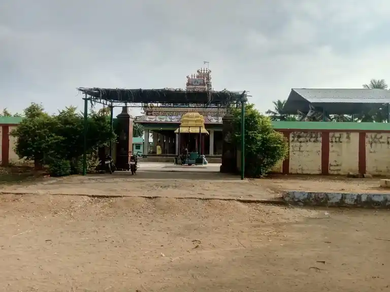 Arulmigu Bathrakaliamman Temple, Mamundi - 637503 அருள்மிகு பத்ரகாளியம்மன் திருக்கோயில், Mamundi - 637503, Namakkal - Ancient Temple Architecture and History Image 3