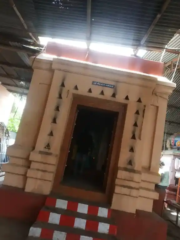 Arulmigu Bathrakaliamman Temple, Selvapuram, Coimbatore - 641026 அருள்மிகு பத்திரகாளியம்மன் திருக்கோயில், செல்வபுரம், Coimbatore - 641026, Coimbatore - Ancient Temple Architecture and History Image 4