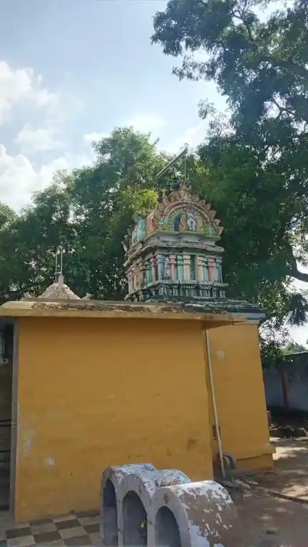 Arulmigu Bathrakaliyamman Temple, Velliyampathi, Uthukkuli - 638103 அருள்மிகு பத்ரகாளியம்மன் திருக்கோயில், Velliyampathi, Uthukkuli - 638103, Tiruppur - Ancient Temple Architecture and History Image 2