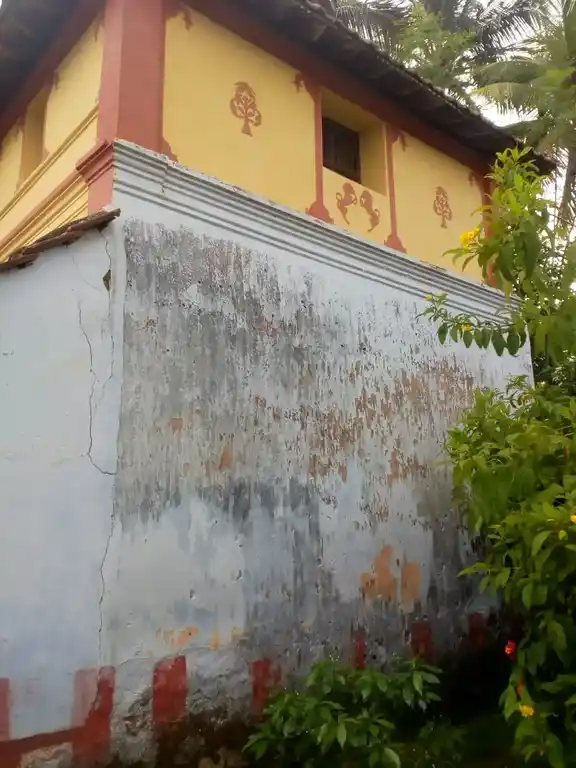 Arulmigu Batrakaliamman Temple, Kadukarai, Antharapuram - 629851 அருள்மிகு பத்ரகாளியம்மன் திருக்கோயில், Kadukarai, Antharapuram - 629851, Kanyakumari - Ancient Temple Architecture and History Image 2