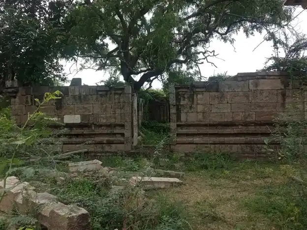 Arulmigu Bavaneeshwarar Temple, Ponpetthi - 614629 அருள்மிகு பவானீஸ்வரர் திருக்கோயில், பொன்பேத்தி, ஆவுடையார்கோவில் வட்டம் - 614629, Pudukkottai - Ancient Temple Architecture and History Image 7