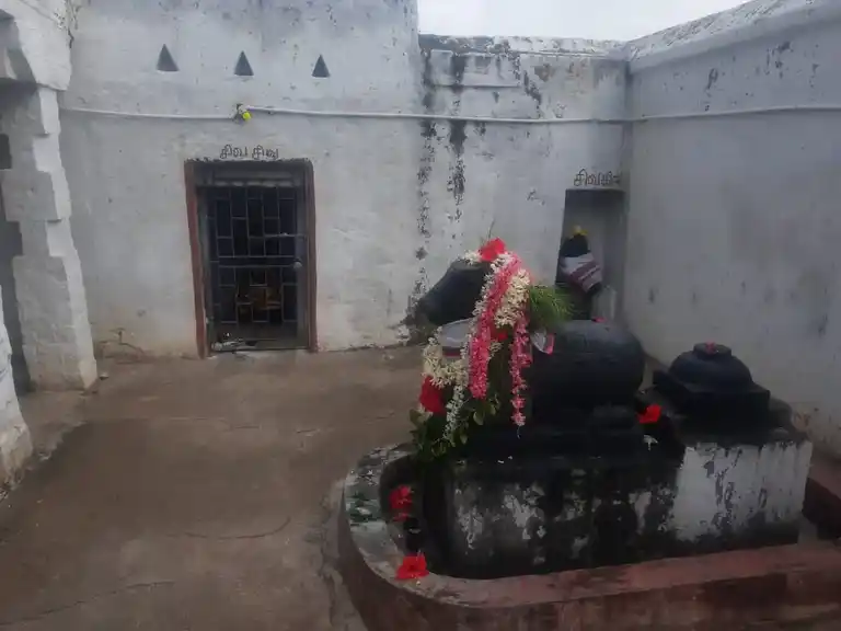 Arulmigu Beemeshwarar Temple, Valarpuram - 602105 அருள்மிகு பீமேஸ்வரர் திருக்கோயில், Valarpuram - 602105, Kancheepuram - Ancient Temple Architecture and History Image 2