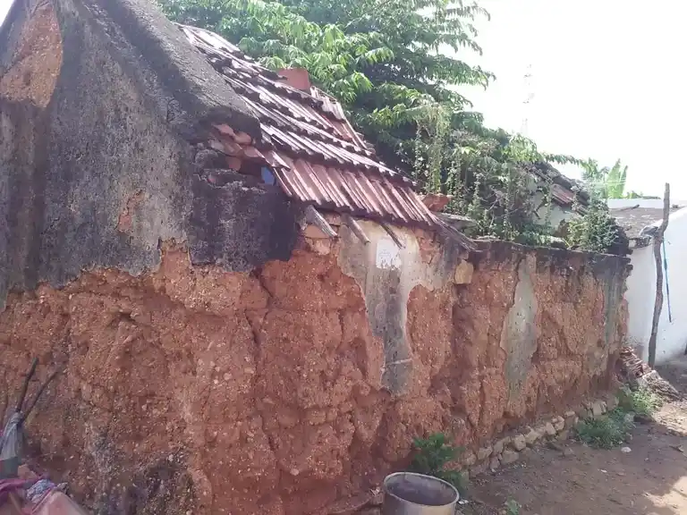 Arulmigu Begiyam Senraya Swamy Temple, Donnakuttahalli - 636810 Arulmigu Begiyam Senraya Swamy Temple, Donnakuttahalli - 636810, Dharmapuri - Ancient Temple Architecture and History Image 7