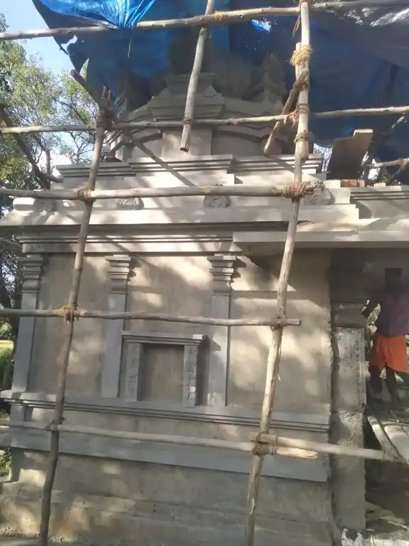 Arulmigu Bellampalli Perumal Temple, Bellampalli, Ennegolpudur - 635122 அருள்மிகு பெல்லம்பள்ளி பெருமாள் திருக்கோயில், பெல்லம்பள்ளி - 635122, Krishnagiri - Ancient Temple Architecture and History Image 4