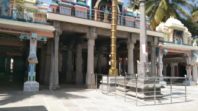 Arulmigu Betrayaswamy Temple, Therpet, Denkanikottai - 635107 அருள்மிகு பேட்ராயசுவாமி திருக்கோயில், Therpet, Denkanikottai - 635107, Krishnagiri - Ancient Temple Architecture and History Image 2