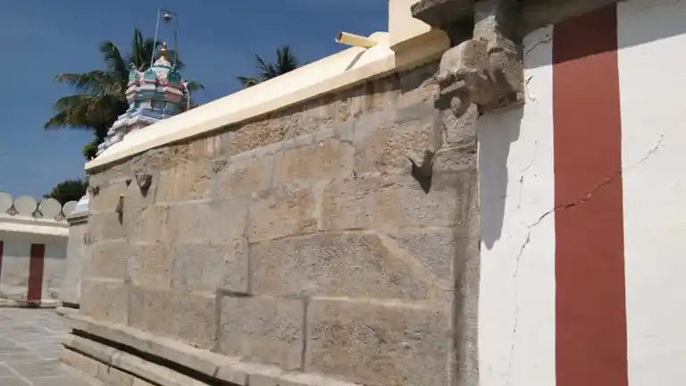 Arulmigu Betrayaswamy Temple, Therpet, Denkanikottai - 635107 அருள்மிகு பேட்ராயசுவாமி திருக்கோயில், Therpet, Denkanikottai - 635107, Krishnagiri - Ancient Temple Architecture and History Image 4