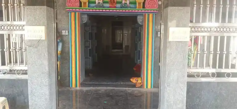 Arulmigu Bhadrakaliyamman Temple, Unniyour - 621215 Arulmigu Bhadrakaliyamman Temple, Unniyour - 621215, Thiruchirappalli - Ancient Temple Architecture and History Image 5