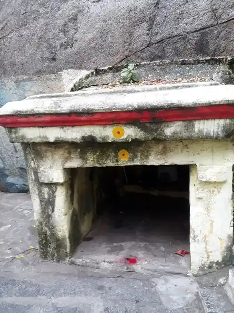 Arulmigu Bhagavadhiyamman Temple, Pukkulam - 606206 அருள்மிகு பகவதியம்மன் திருக்கோயில், Pukkulam - 606206, Kallakurichi - Ancient Temple Architecture and History Image 4