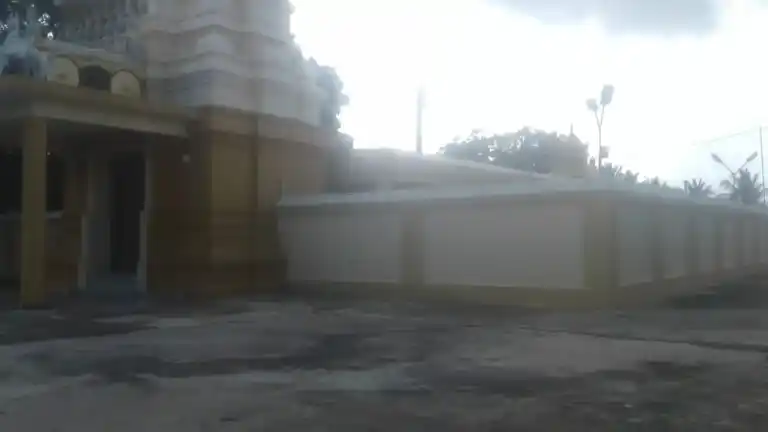 Arulmigu Bhagavathi Amman Temple, Venbavoor, Mavillangai - 621116 Arulmigu Bhagavathi amman Temple, Venbavoor, Mavillangai - 621116, Perambalur - Ancient Temple Architecture and History Image 2