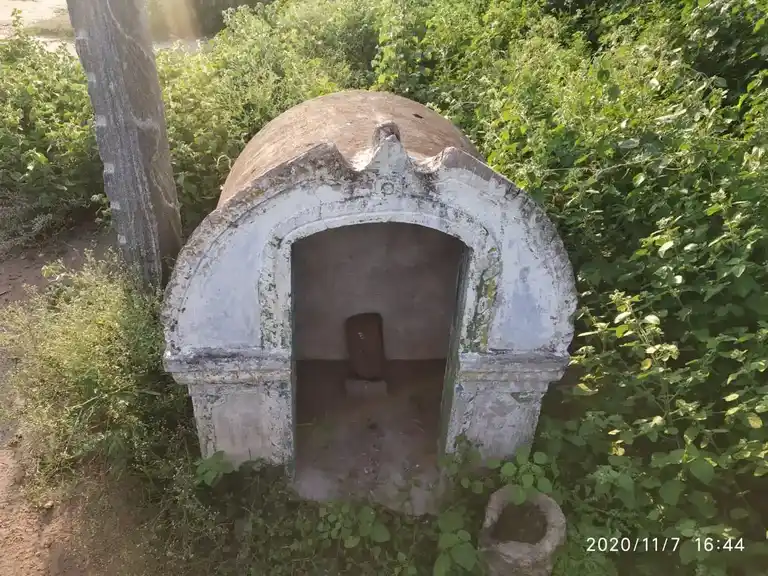 Arulmigu Bhagavathiyamman & Muthalamman Temple, Vengaikurichi - 621306 Temple
