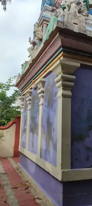 Arulmigu Bhagavathiyamman Temple, Nangavaram - 639110 அருள்மிகு பகவதியம்மன் திருக்கோயில்,  - 639110, Karur - Ancient Temple Architecture and History Image 3