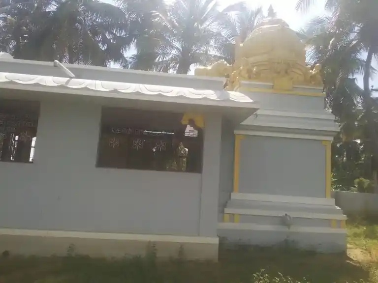 Arulmigu Bhagavathiyamman Temple, Renganathapuram - 639202 அருள்மிகு பகவதியம்மன் திருக்கோயில்,  - 639202, Karur - Ancient Temple Architecture and History Image 4