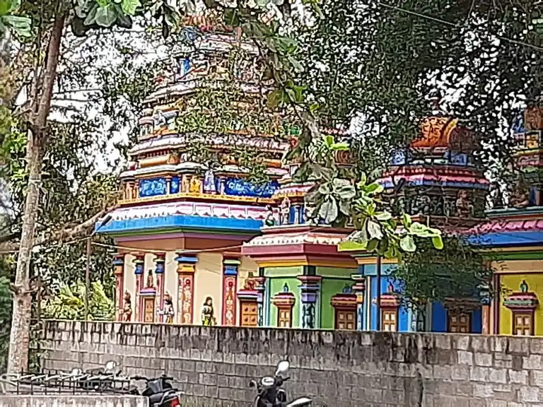 Arulmigu Bhatharesvariyamman Temple, Puthukadai, Alankulam - 629171 அருள்மிகு பத்ரேஸ்வரி அம்மன் திருக்கோயில், Puthukadai, Alankulam - 629171, Kanyakumari - Ancient Temple Architecture and History Image 5
