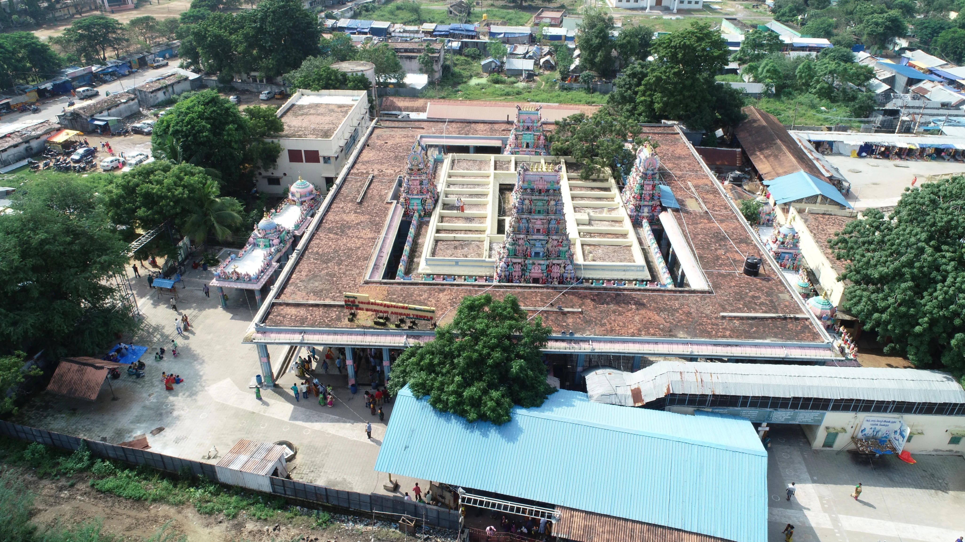 அருள்மிகு பவானியம்மன் திருக்கோயில், எல்லாபுரம் - 601102