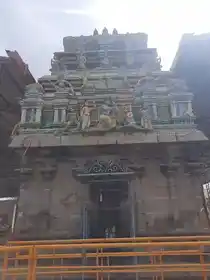 Arulmigu Bindumadhavarayaswamy Temple, Thuthipattu - 635811 அருள்மிகு பிந்து மாதவசுவாமி, வரதராஜப் பெருமாள் திருக்கோயில், துத்திப்பட்டு - 635811, Thirupathur - Ancient Temple Architecture and History Image 3