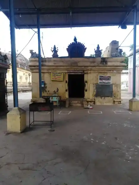 Arulmigu Biramaserakandieswar Temple, Kandiyur - 613202 அருள்மிகு பிரம்மசிரக்கண்டீஸ்வரர் திருக்கோயில், கண்டியூர், கண்டியூர் - 613202, Thanjavur - Ancient Temple Architecture and History Image 5