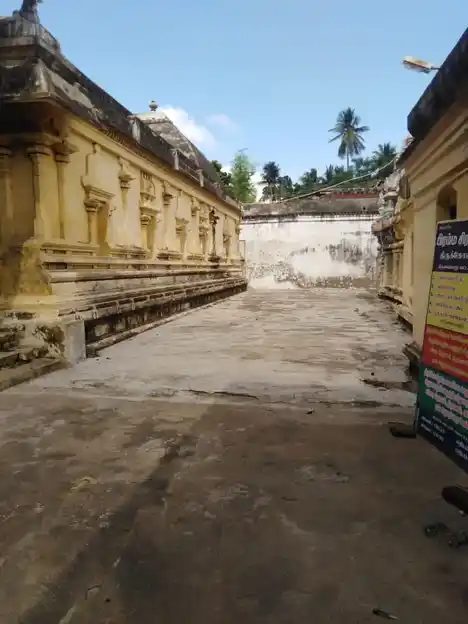 Arulmigu Biramaserakandieswar Temple, Kandiyur - 613202 அருள்மிகு பிரம்மசிரக்கண்டீஸ்வரர் திருக்கோயில், கண்டியூர், கண்டியூர் - 613202, Thanjavur - Ancient Temple Architecture and History Image 6