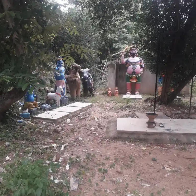 Arulmigu Birammar Temple, Malaiyur - 622301 அருள்மிகு பிரமர் திருக்கோயில், Malaiyur - 622301, Pudukkottai - Ancient Temple Architecture and History Image 2