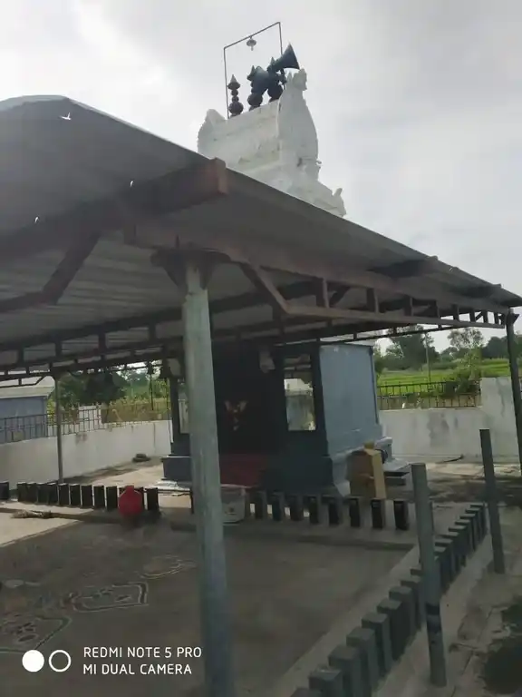 Arulmigu Bodi Basuveswarar Temple, Kookutamaruthahalli - 636810 அருள்மிகு போடி பசுவேஸ்வரசாமி திருக்கோயில், Kookutamaruthahalli - 636810, Dharmapuri - Ancient Temple Architecture and History Image 4