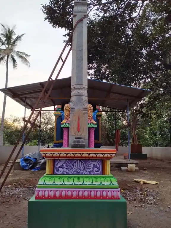 Arulmigu Bodithimmarayaswamy And Perumal Temple, Panagamutlu, Chappram - 635106 அருள்மிகு போடி திம்மராயசுவாமி மற்றும் பெருமாள் திருக்கோயில், சாப்பர்த்தி - 635106, Krishnagiri - Ancient Temple Architecture and History Image 2