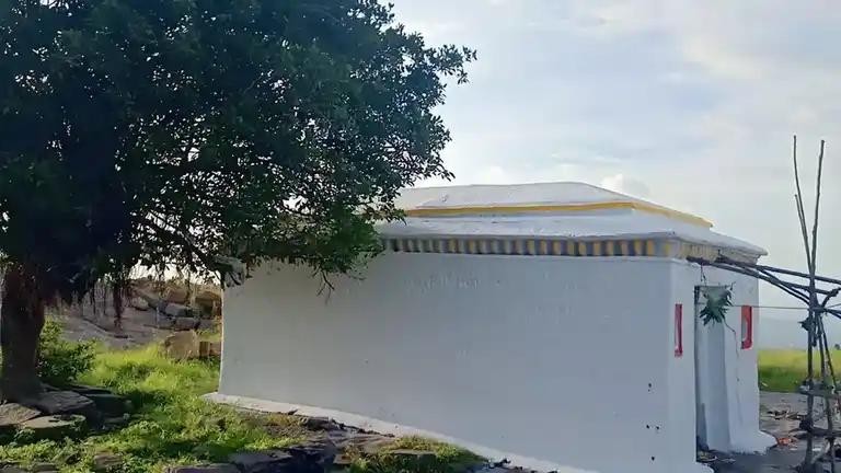 Arulmigu Bolumalai Dhimmarayaswamy Temple, Bolumalai, Moramadugu - 635122 Temple