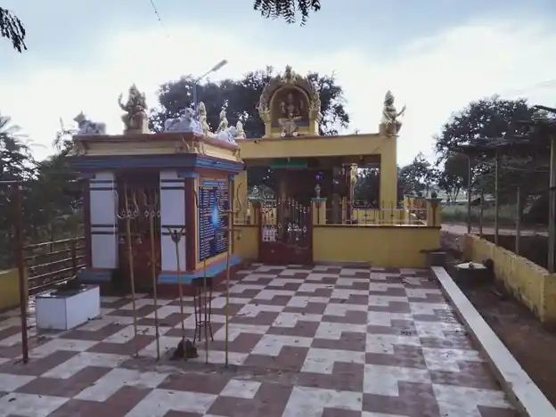 Arulmigu Bonneri Karagam Temple, Pulikkarai - 636808 Arulmigu Bonneri Karagam Temple, Pulikkarai - 636808, Dharmapuri - Ancient Temple Architecture and History Image 3