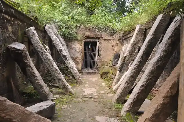 Arulmigu Boologanathaswamy Temple, Thiyagasamuthiram - 612301 அருள்மிகு பூலோகநாத சுவாமி திருக்கோயில், Thiyagasamuthiram - 612301, Thanjavur - Ancient Temple Architecture and History Image 7
