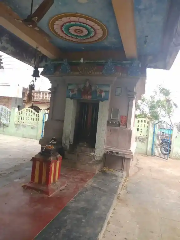 Arulmigu Boothamaniamman Temple, Thirukkatupalli - 613104 Arulmigu Boothamaniamman Temple, Thirukkatupalli - 613104, Thanjavur - Ancient Temple Architecture and History Image 4