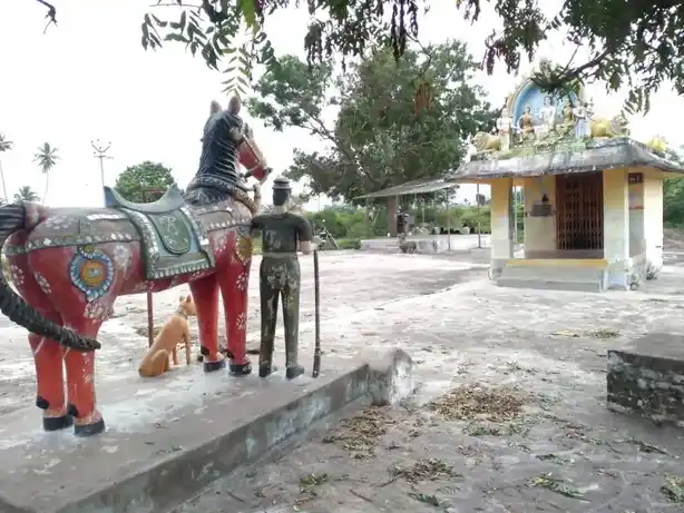 Arulmigu Bootharagava Ayyangar Temple, Vadakkalur - 621108 Arulmigu Bootharagava Ayyangar Temple, Vadakkalur - 621108, Perambalur - Ancient Temple Architecture and History Image 7