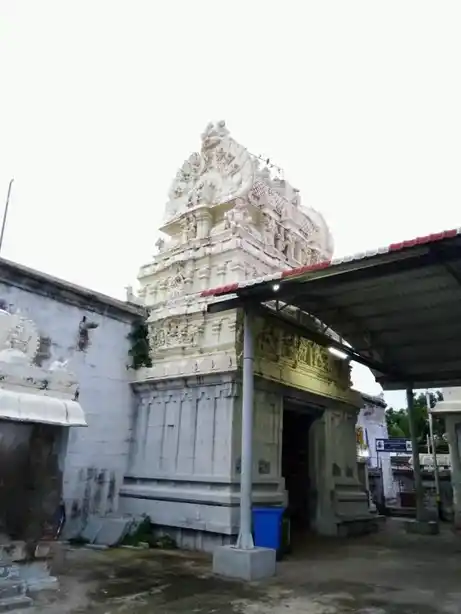 Arulmigu Brahmapuriswarar Temple, Perunagar - 603402 அருள்மிகு பிரம்மபுரீஸ்வரர் திருக்கோயில், பெருநகர், உத்திரமேரூர் வட்டம் - 603402, Kancheepuram - Ancient Temple Architecture and History Image 3