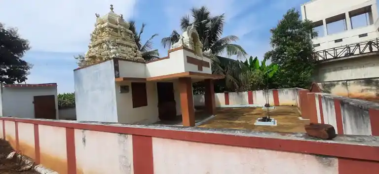 Arulmigu Bramarayar Swamy Temple, Kadappanallur - 638311 அருள்மிகு பிரம்மராயர் திருக்கோயில், Kadappanallur - 638311, Erode - Ancient Temple Architecture and History Image 2