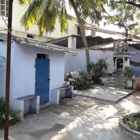 Arulmigu Bramarayaswamy Temple, New Aathupalam, Dharapuram - 638656 அருள்மிகு பிரம்மராயசாமி திருக்கோயில், New Aathupalam, Dharapuram - 638656, Tiruppur - Ancient Temple Architecture and History Image 2