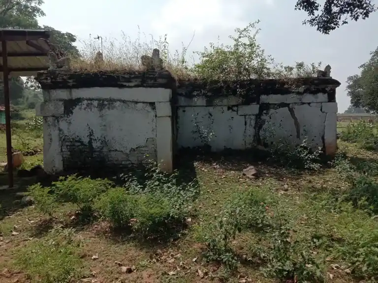 Arulmigu Brammadevar, Ikkalur, Ikkalur - 638461 அருள்மிகு பிரம்மதேவர் திருக்கோயில், இக்கலூர், Ikkalur - 638461, Erode - Ancient Temple Architecture and History Image 6