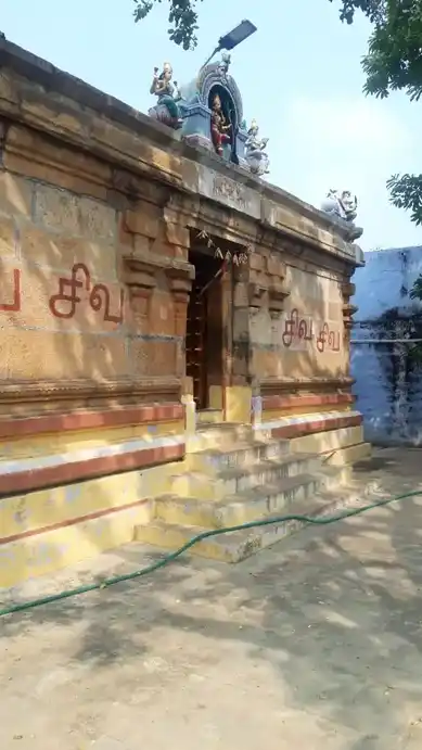 Arulmigu Brammalingeswarar, Venugopalaswamy Kattalai, Kokkarayanpettai - 638007 அருள்மிகு பிரம்மலிங்கேஸ்வரர், வேணுகோபாலசுவாமி திருக்கோயில், Kokkarayanpettai - 638007, Namakkal - Ancient Temple Architecture and History Image 4