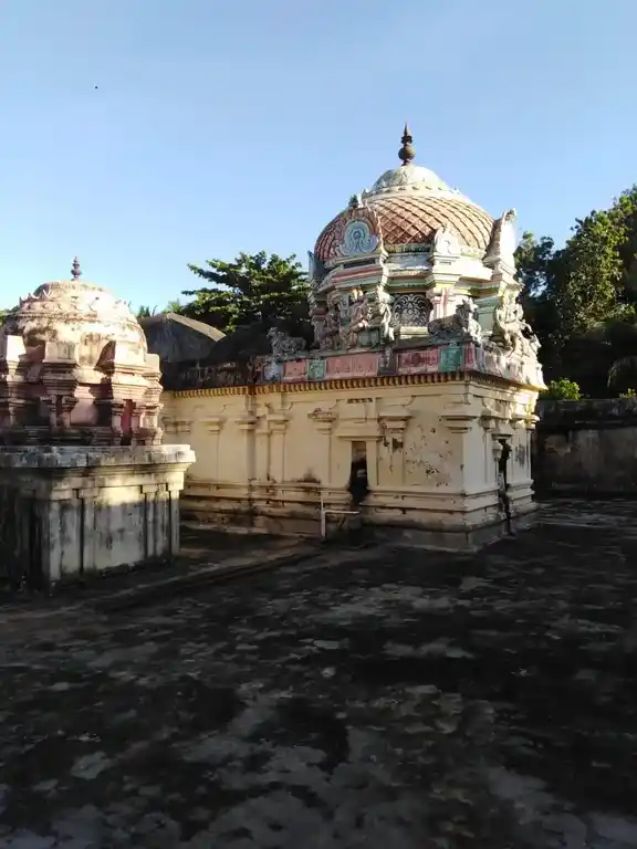 Arulmigu Brammpureesvar Temple, Abiramapuram - 609204 அருள்மிகு பிரம்மபுரீஸ்வரசுவாமி திருக்கோயில், Abiramapuram - 609204, Thanjavur - Ancient Temple Architecture and History Image 2